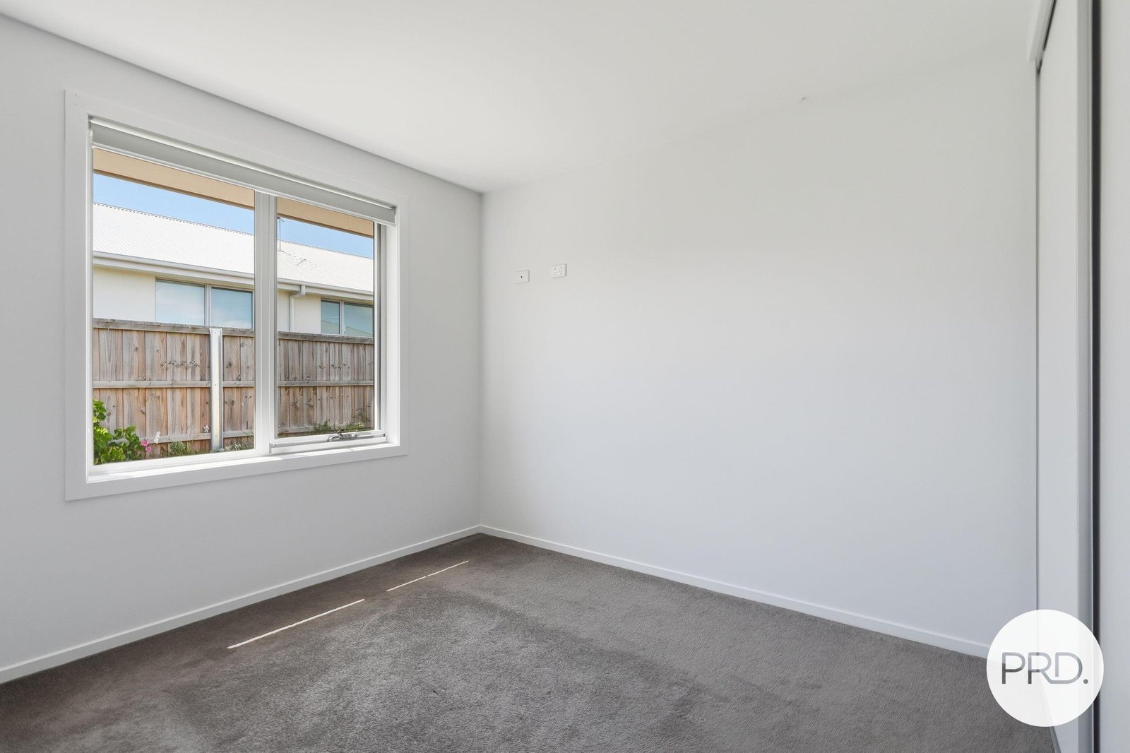 2/6 Dubs & Co Drive SORELL 8