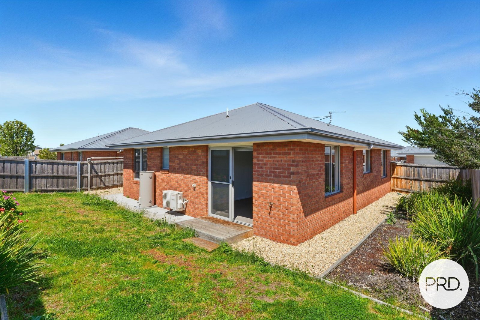 2/6 Dubs & Co Drive SORELL 10