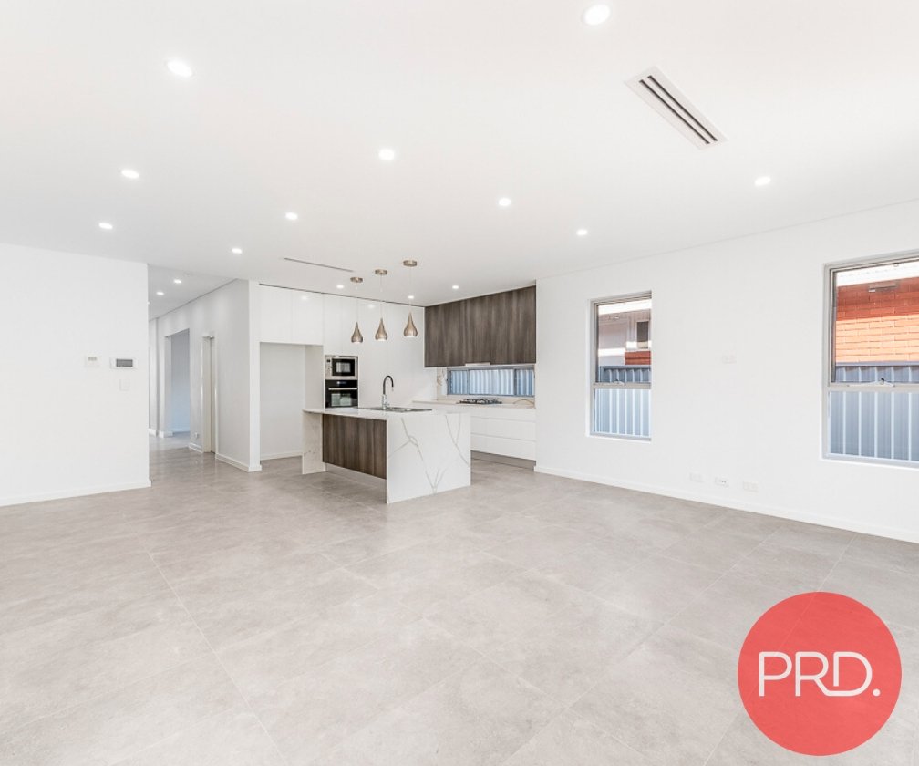 26 Duke Street EAST HILLS 3