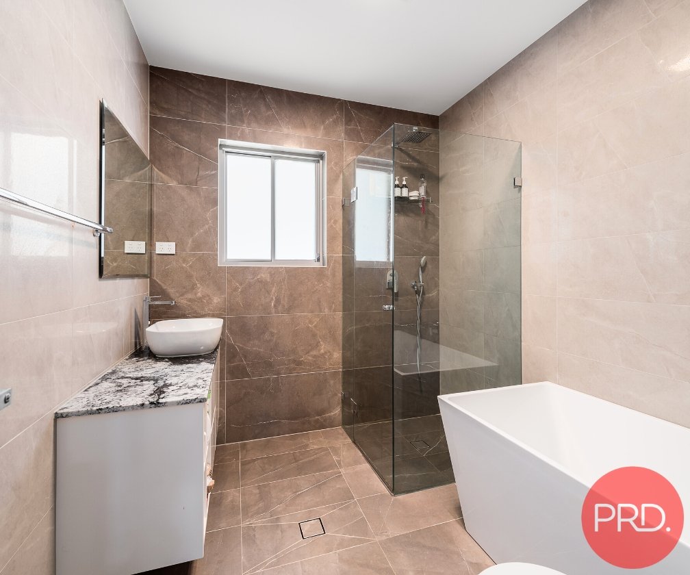 26 Duke Street EAST HILLS 5