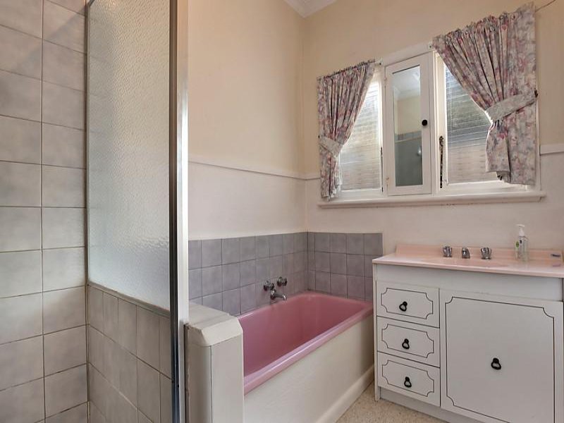 Gallery: 26 Dundee Avenue
