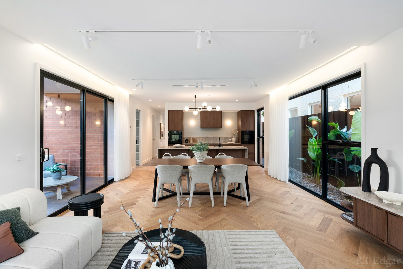 Real Estate and Property in 26 Dwyer Avenue, Reservoir, VIC