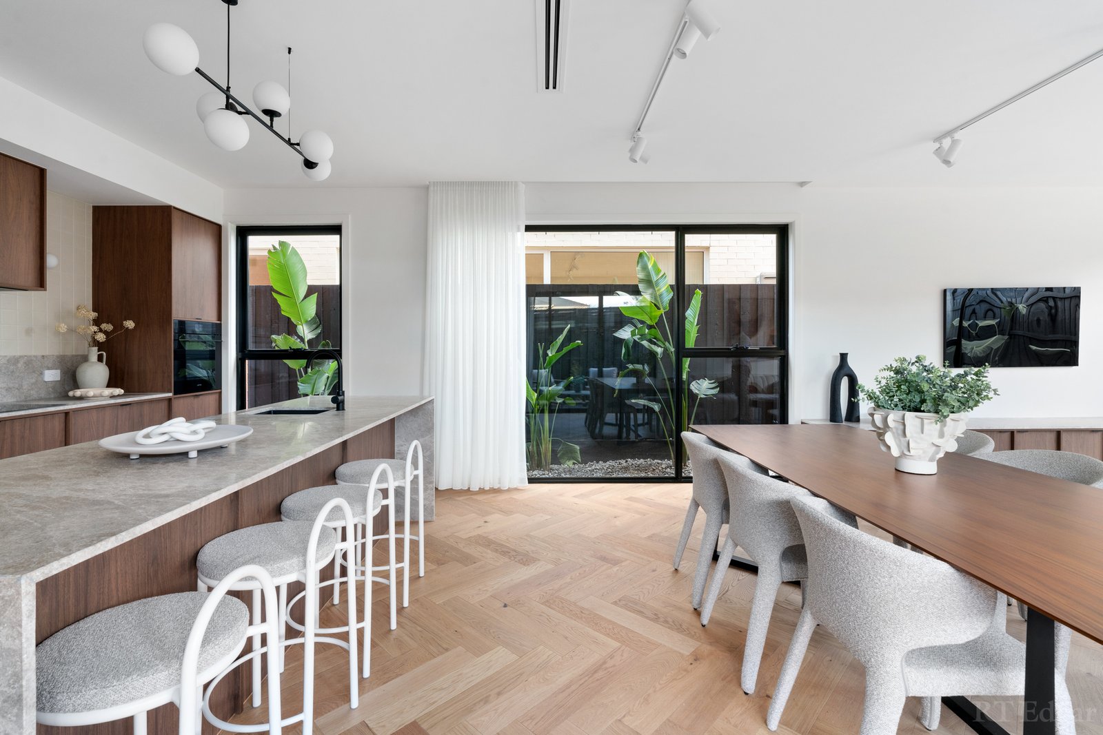 Real Estate and Property in 26 Dwyer Avenue, Reservoir, VIC