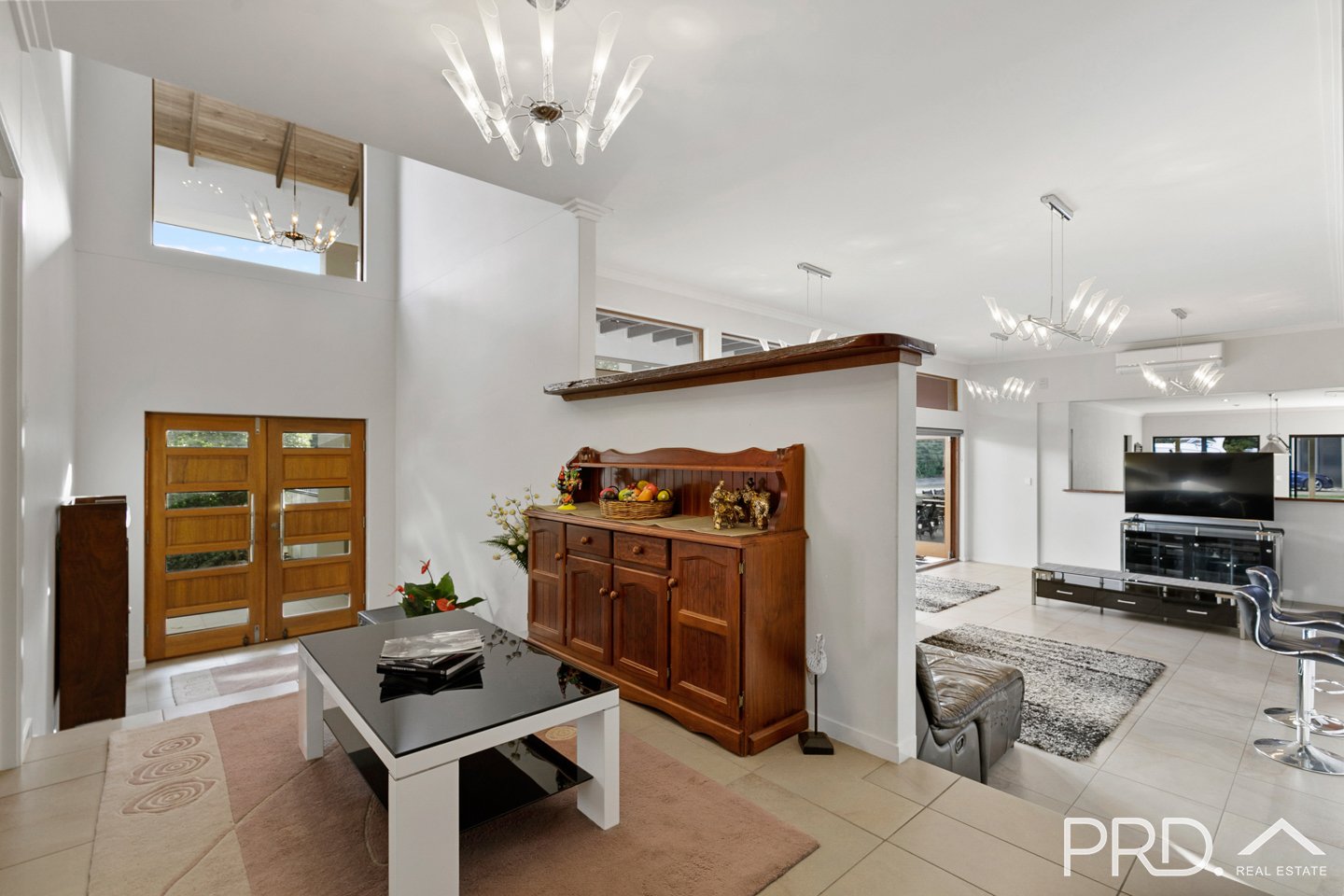 26 Earls Way TINANA 9