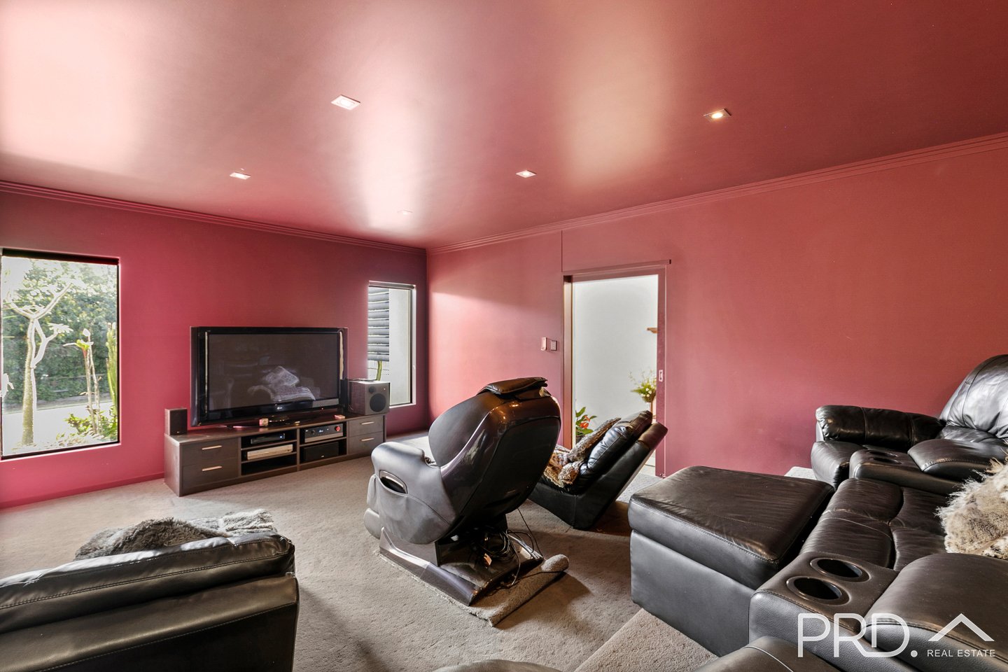 26 Earls Way TINANA 15