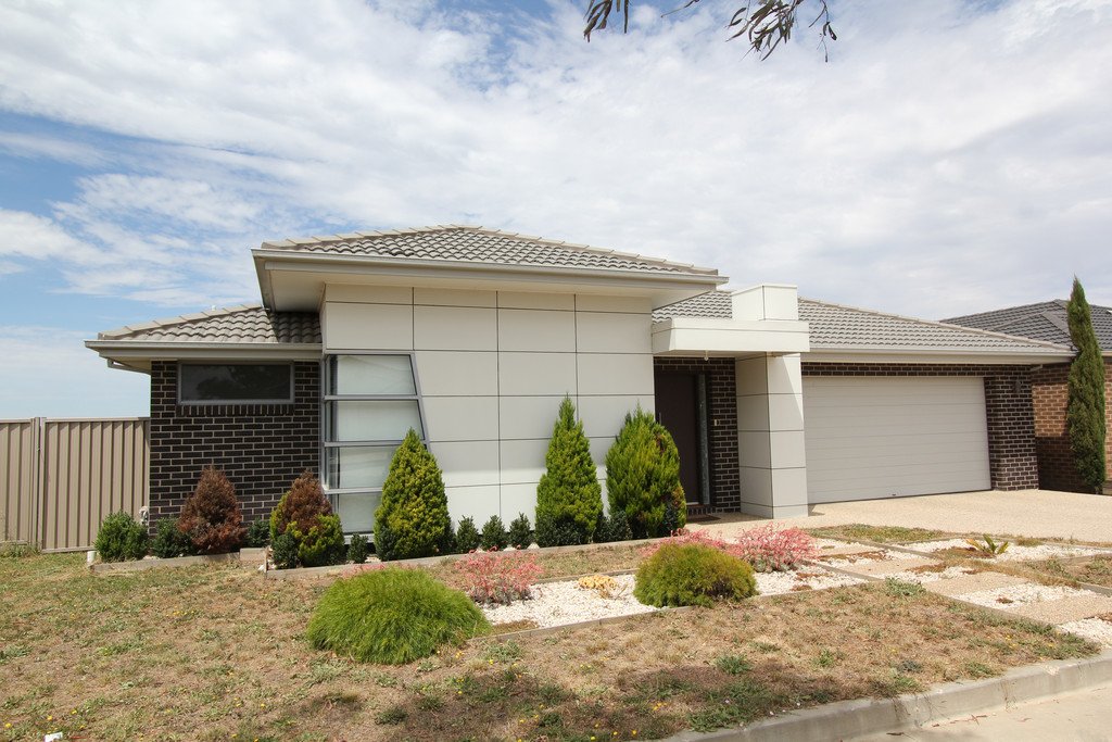 26 Echo Place ALFREDTON 18