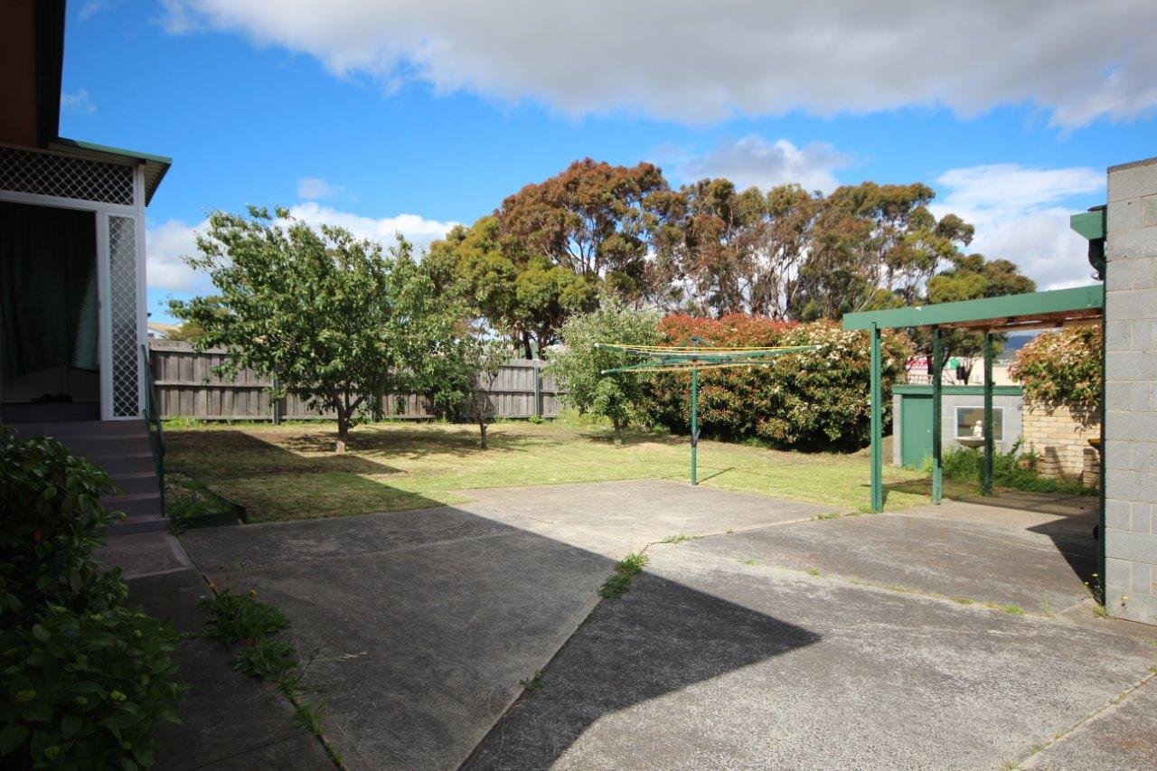 26 Eddington Street BRIDGEWATER 8