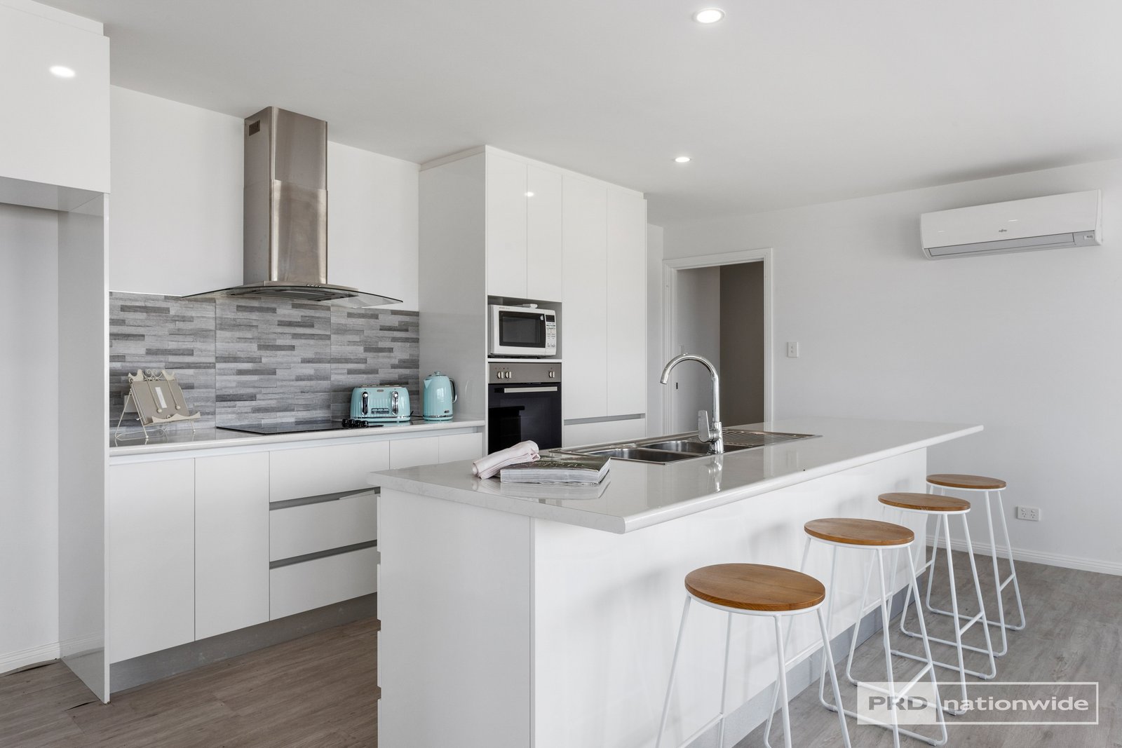 26 Enchantress Street ROKEBY 1