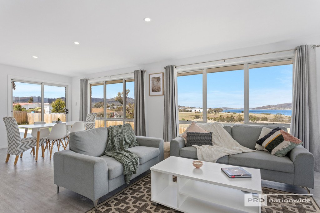 26 Enchantress Street ROKEBY 4