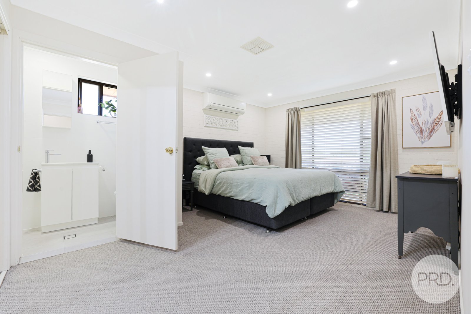 26 Eucalypt Avenue TAMWORTH 13