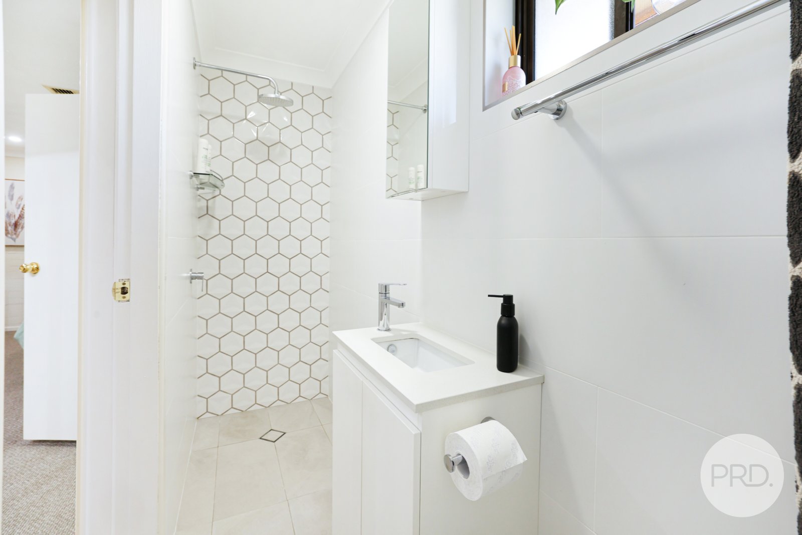 26 Eucalypt Avenue TAMWORTH 14