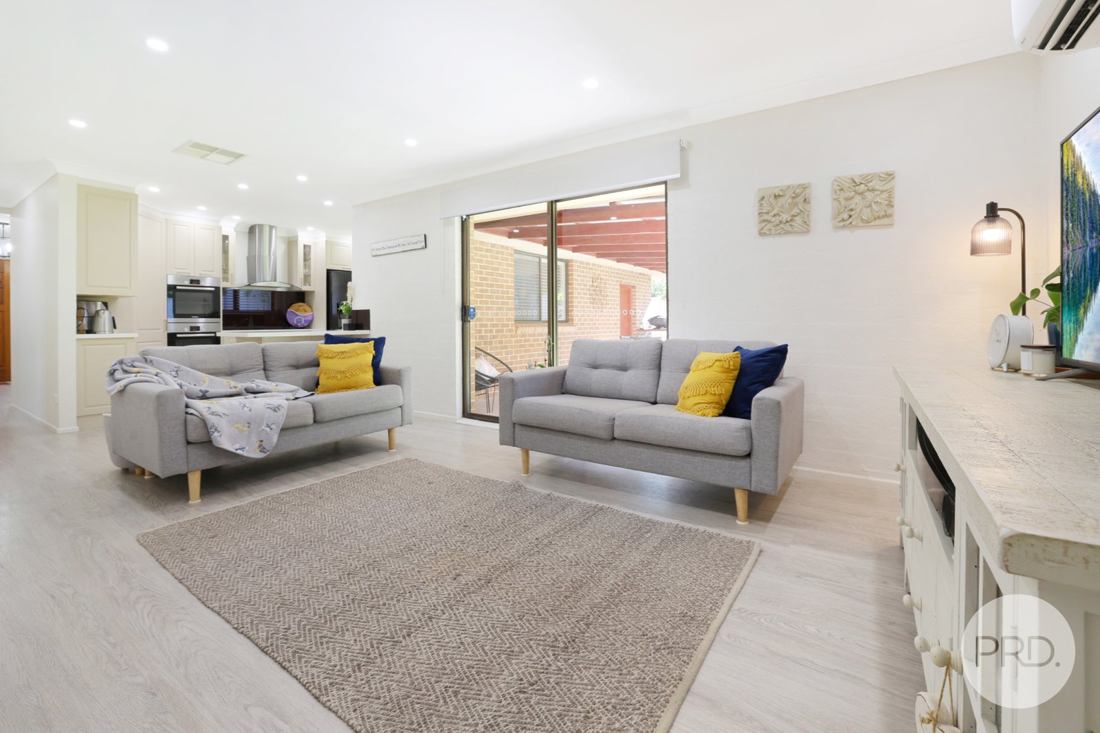 26 Eucalypt Avenue TAMWORTH 16