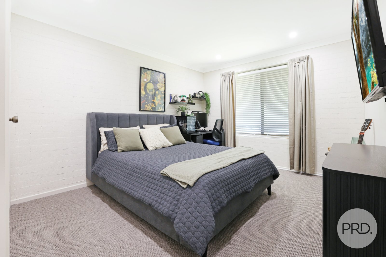 26 Eucalypt Avenue TAMWORTH 19