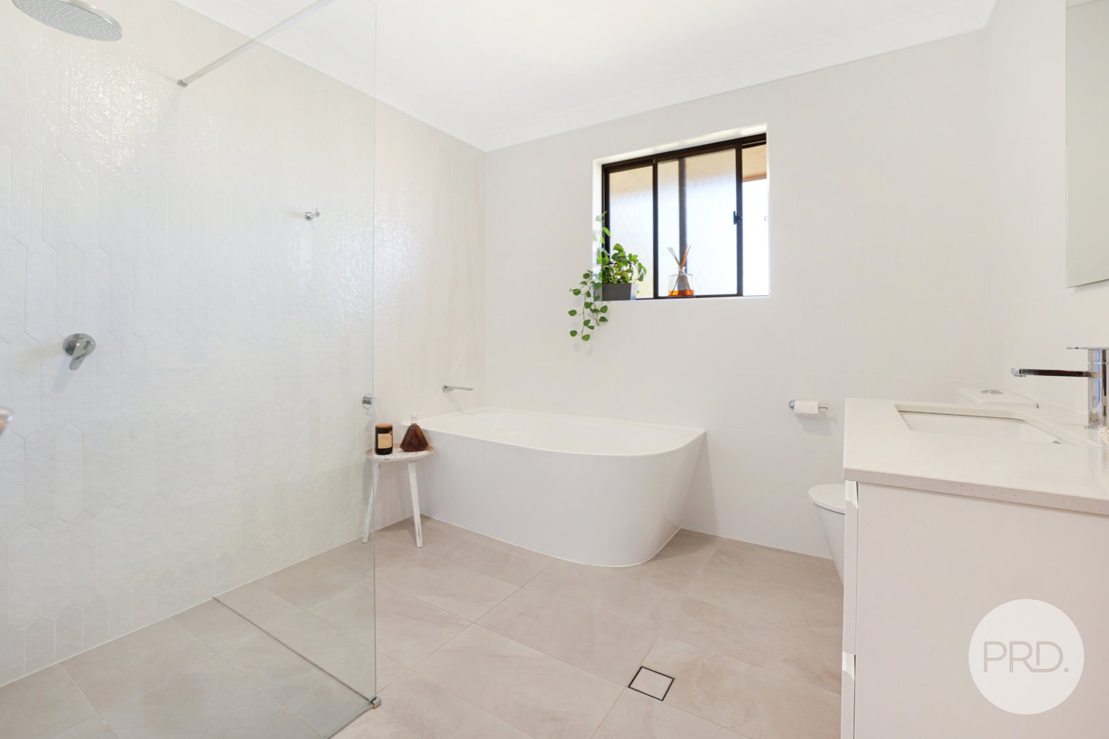 26 Eucalypt Avenue TAMWORTH 20