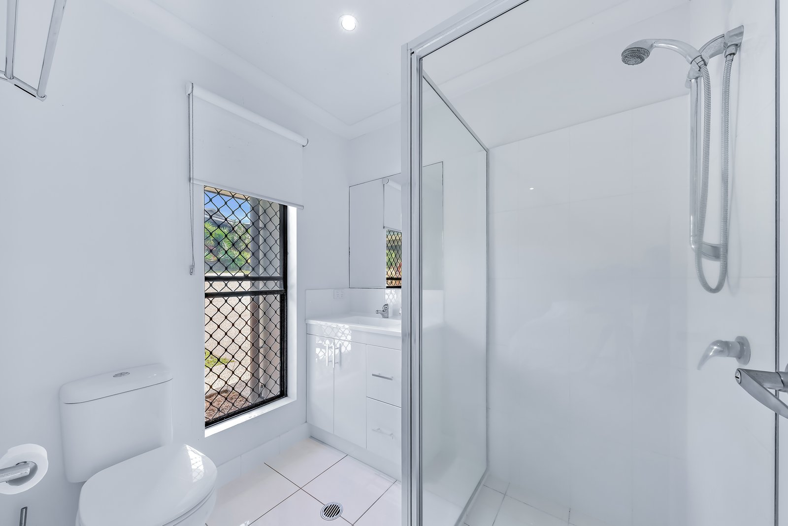 26 Fairweather Road CANNONVALE 5