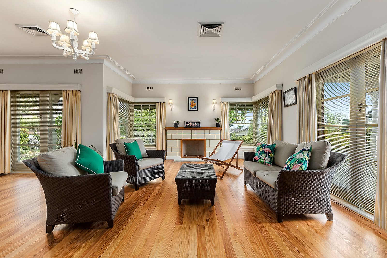 Gallery: 26 Farquharson Street