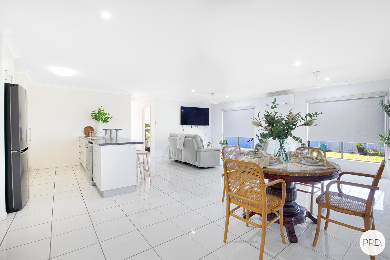26 Firefly Crescent OORALEA 4