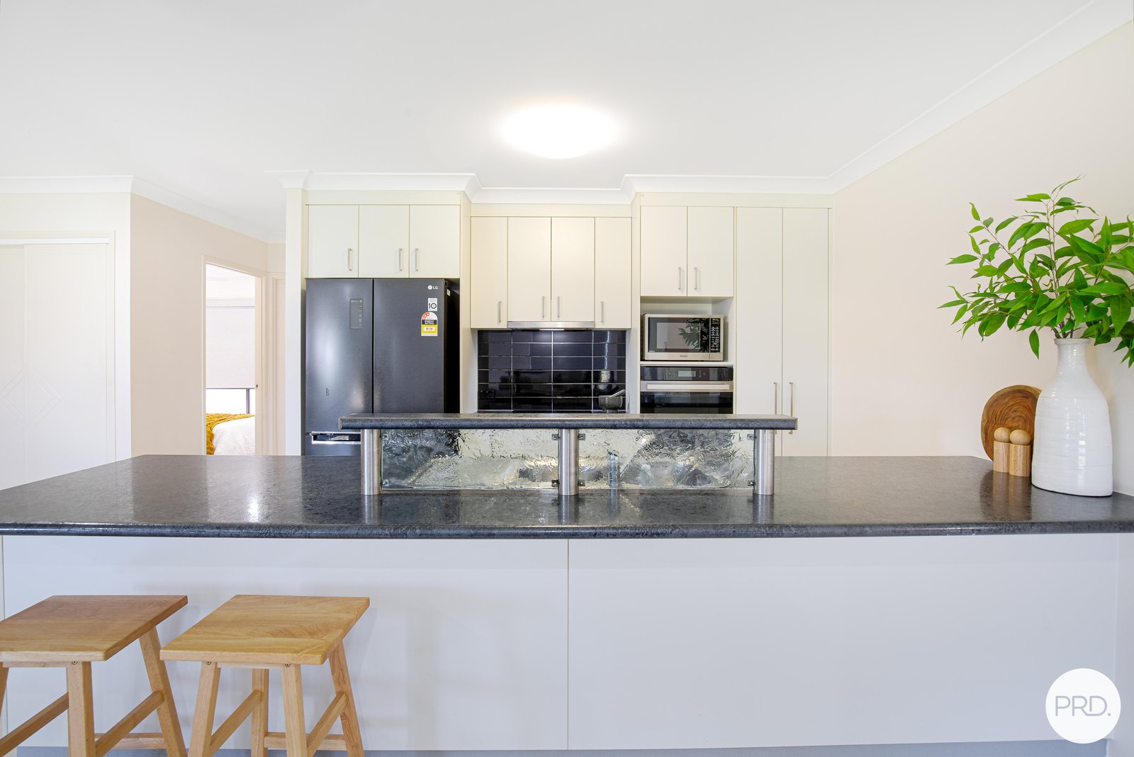 26 Firefly Crescent OORALEA 7