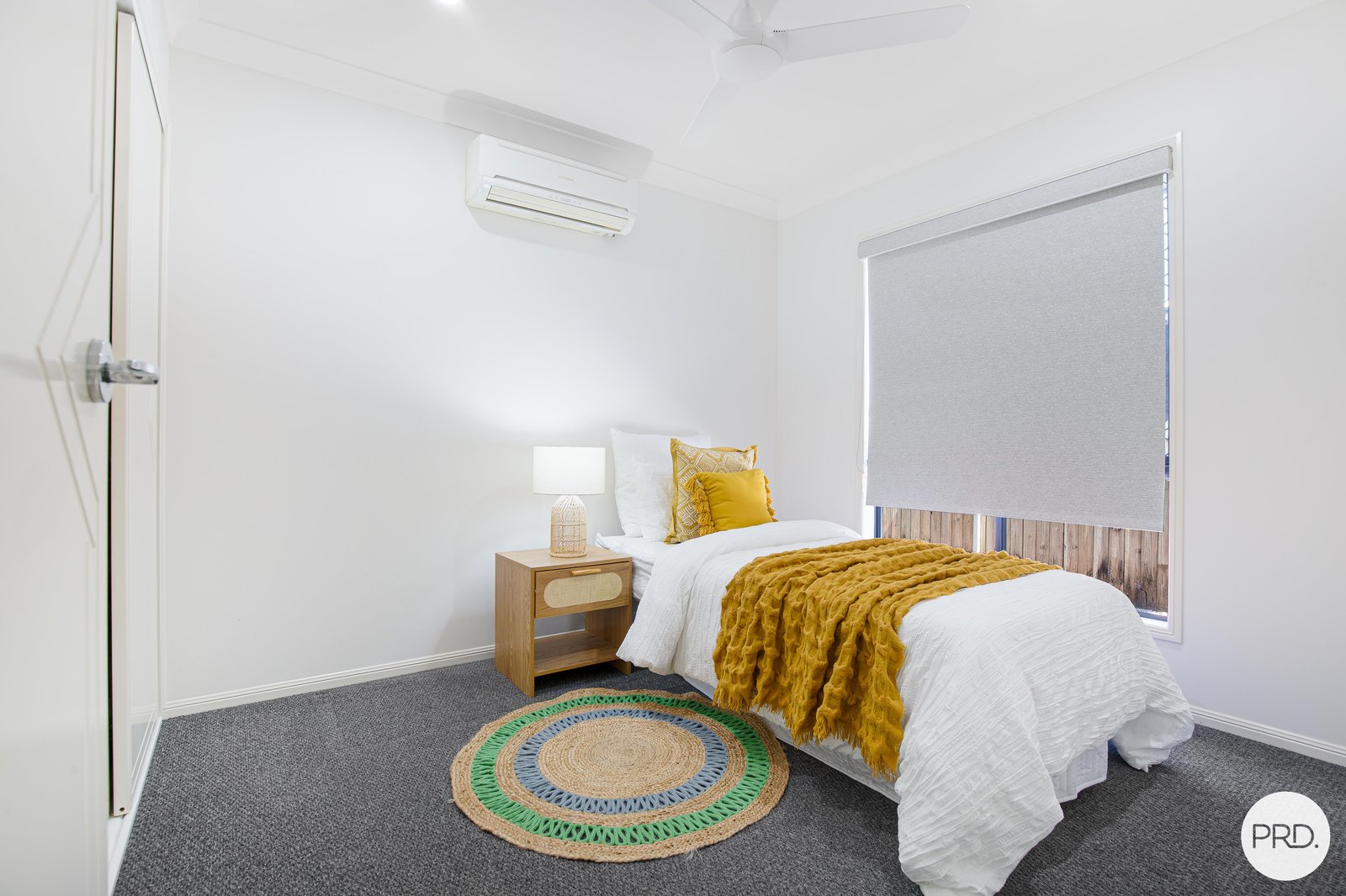 26 Firefly Crescent OORALEA 11