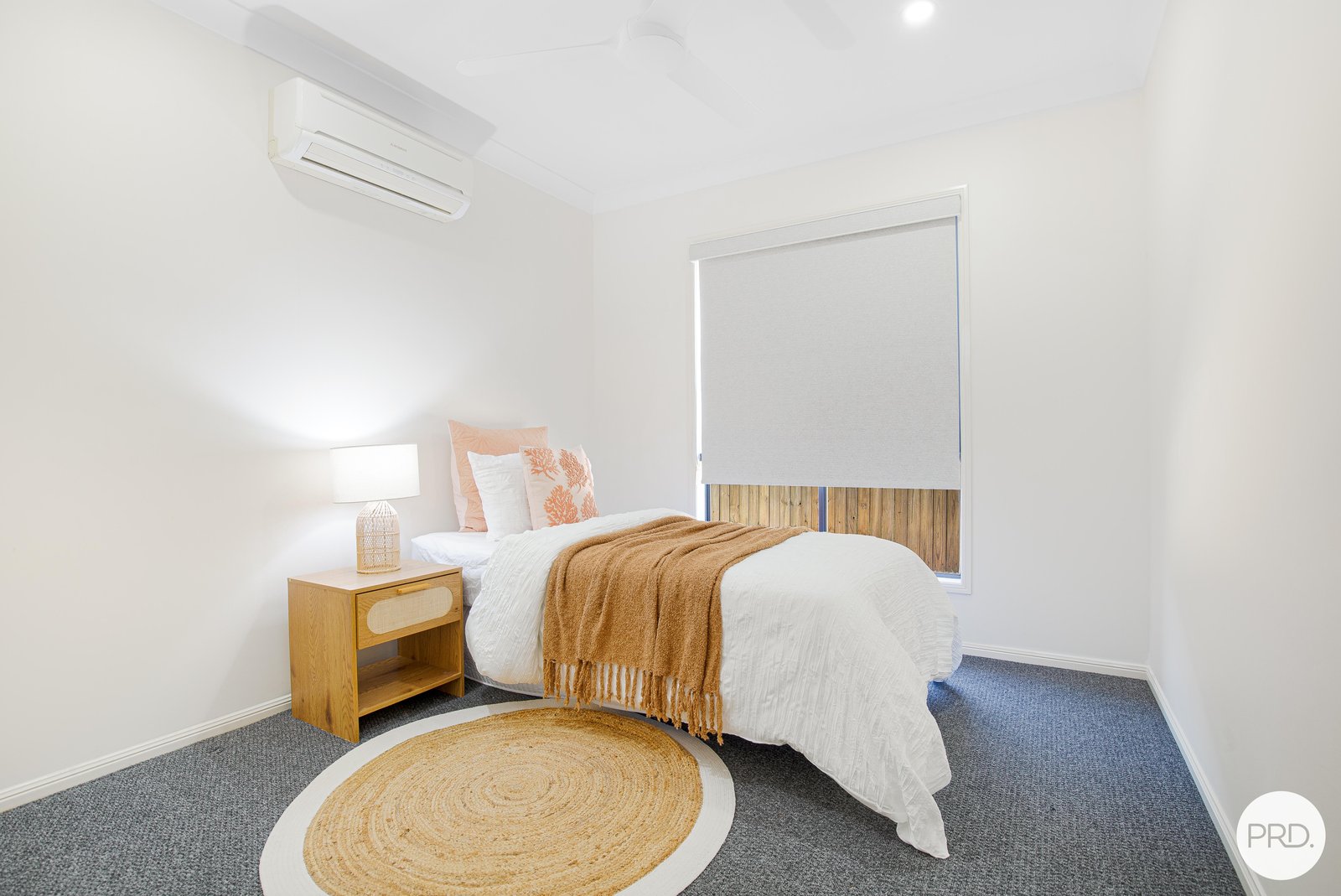 26 Firefly Crescent OORALEA 12