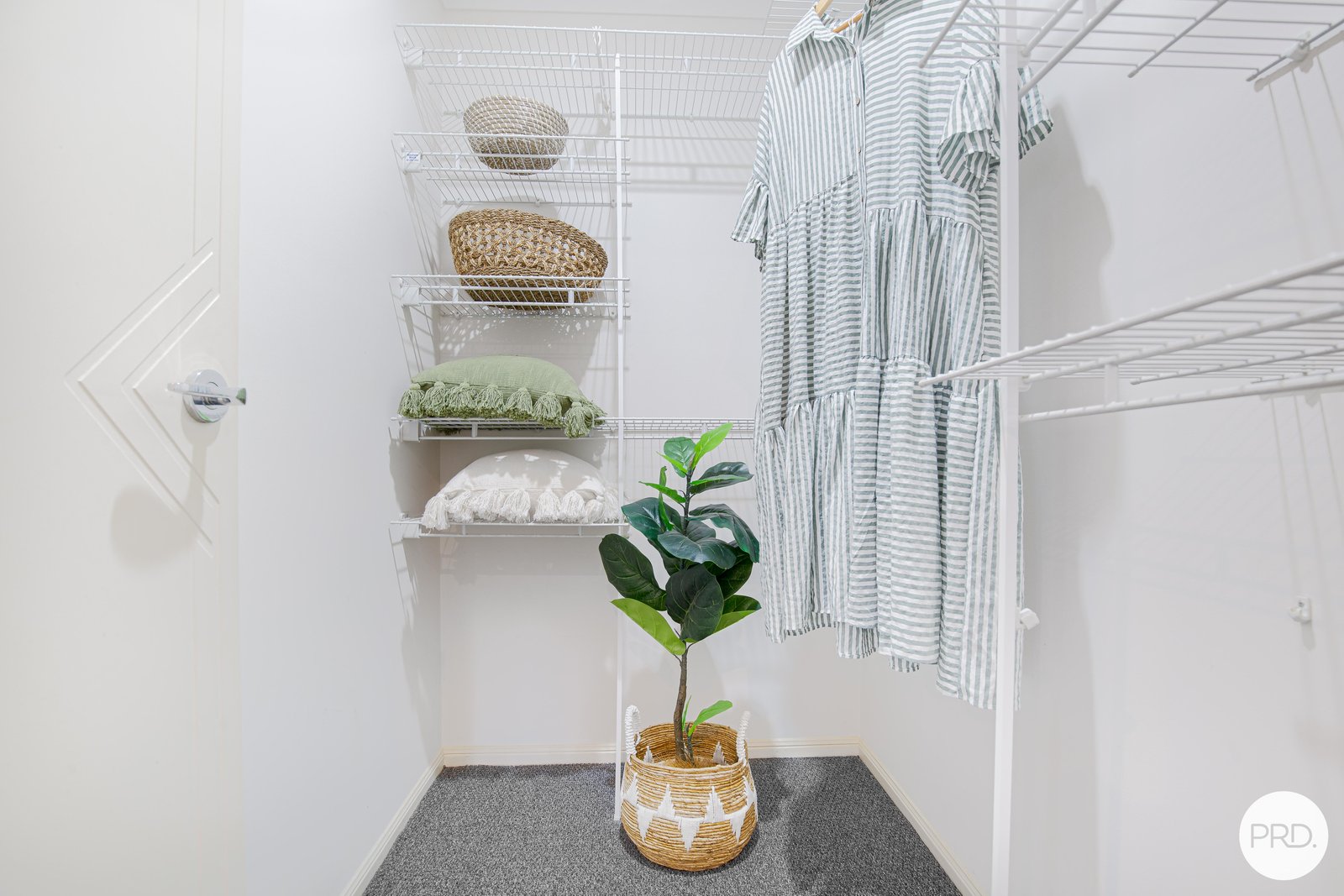 26 Firefly Crescent OORALEA 15