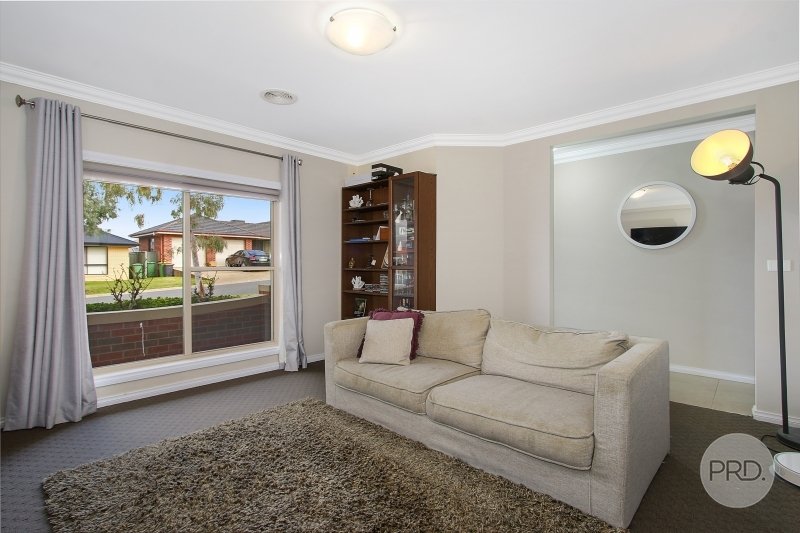 26 Firetail Street THURGOONA 3