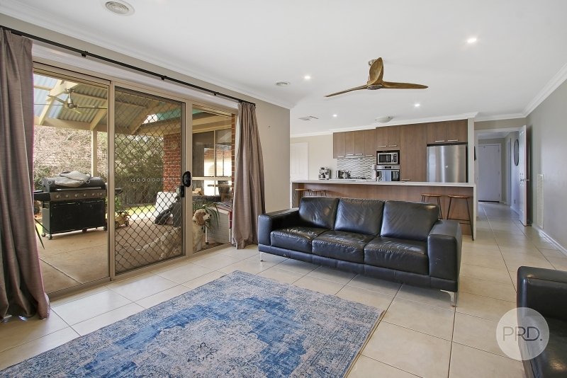 26 Firetail Street THURGOONA 7