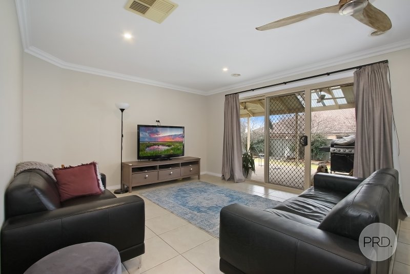 26 Firetail Street THURGOONA 8