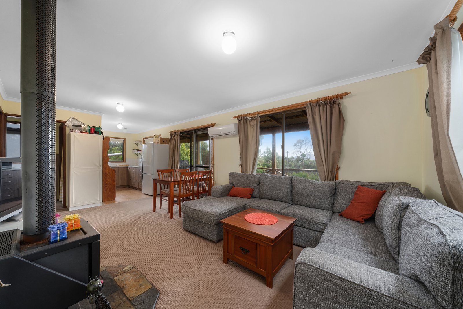 26 Fox Avenue WHITE BEACH 7