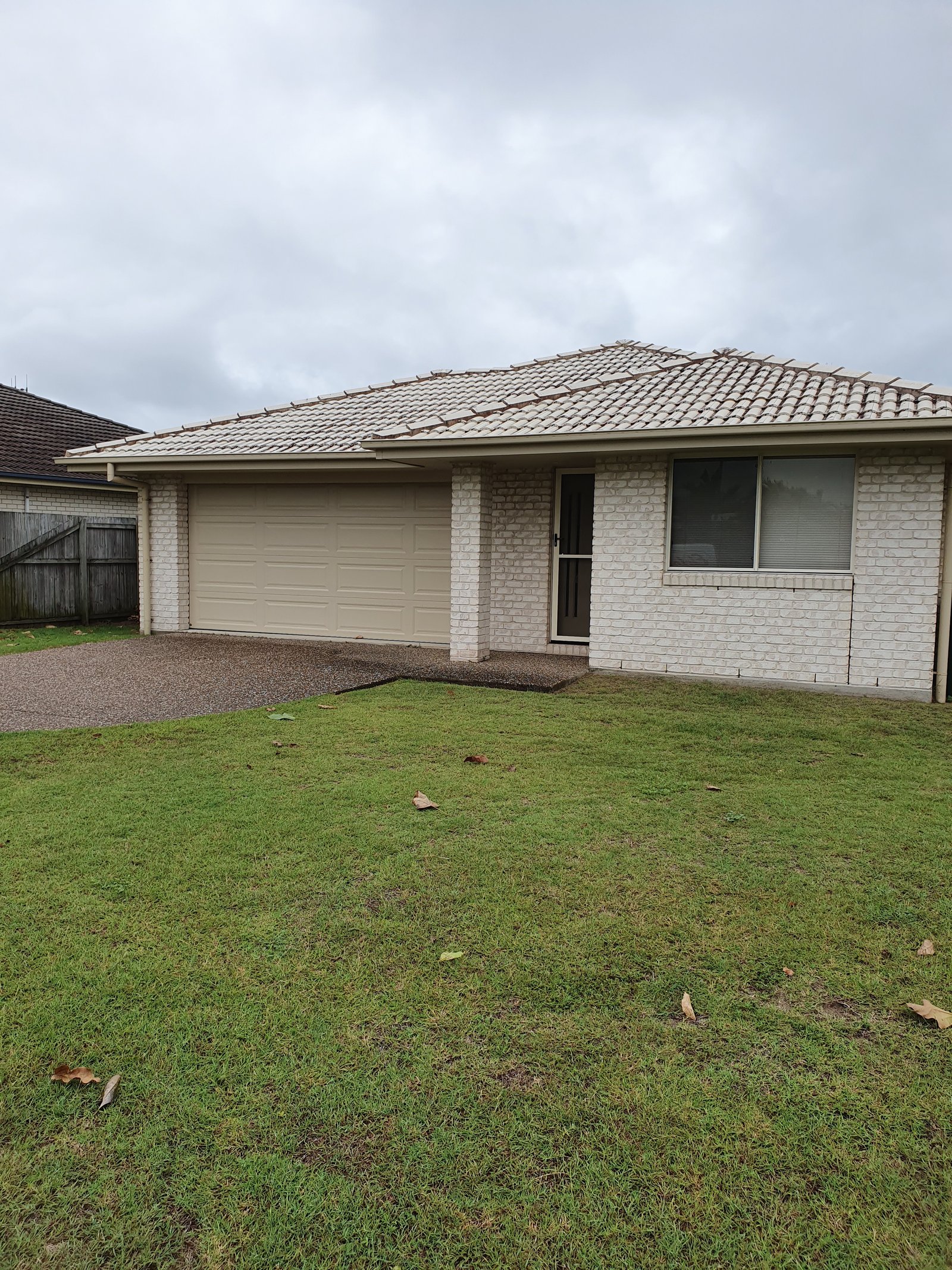 26 Fraser Waters Parade TOOGOOM 4