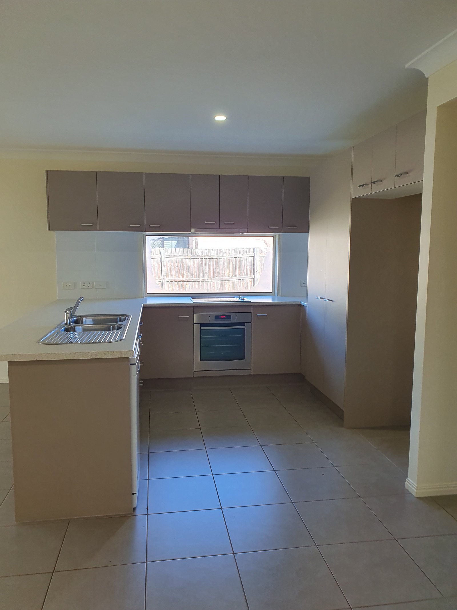 26 Fraser Waters Parade TOOGOOM 10