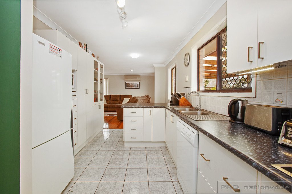 26 Frater Avenue TENAMBIT 8
