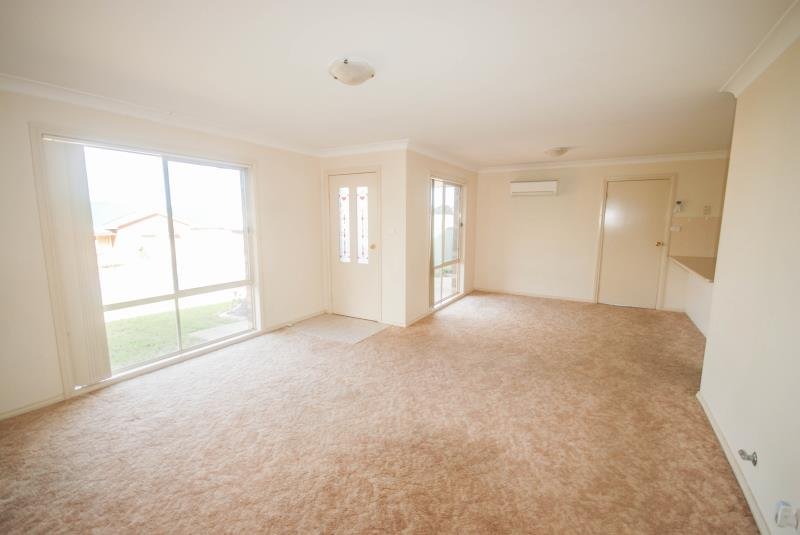 2/6 Galleon Place ESTELLA 3