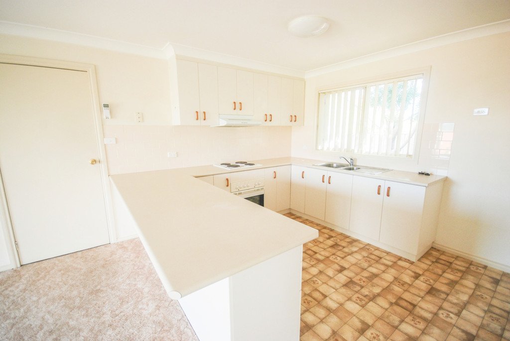 2/6 Galleon Place ESTELLA 3