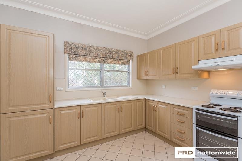 26 Garden Street TAMWORTH 4