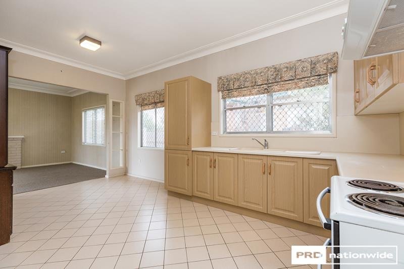 26 Garden Street TAMWORTH 5