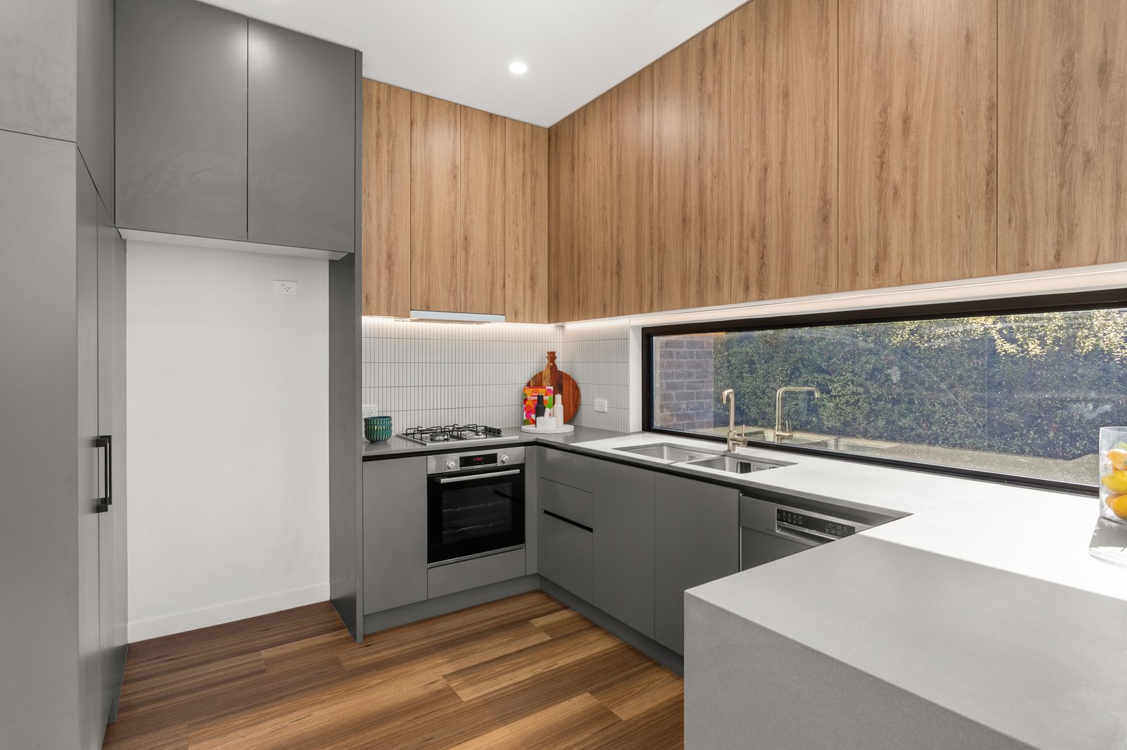 Gallery: 2/6 Gilmour Street