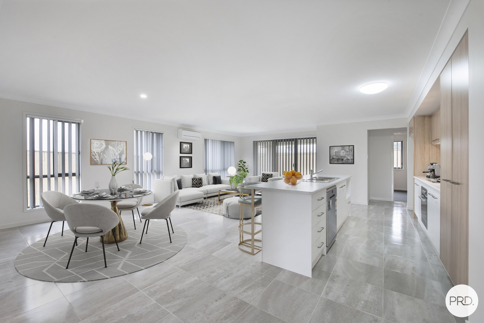 26 Golden Whistler Avenue ABERGLASSLYN 5