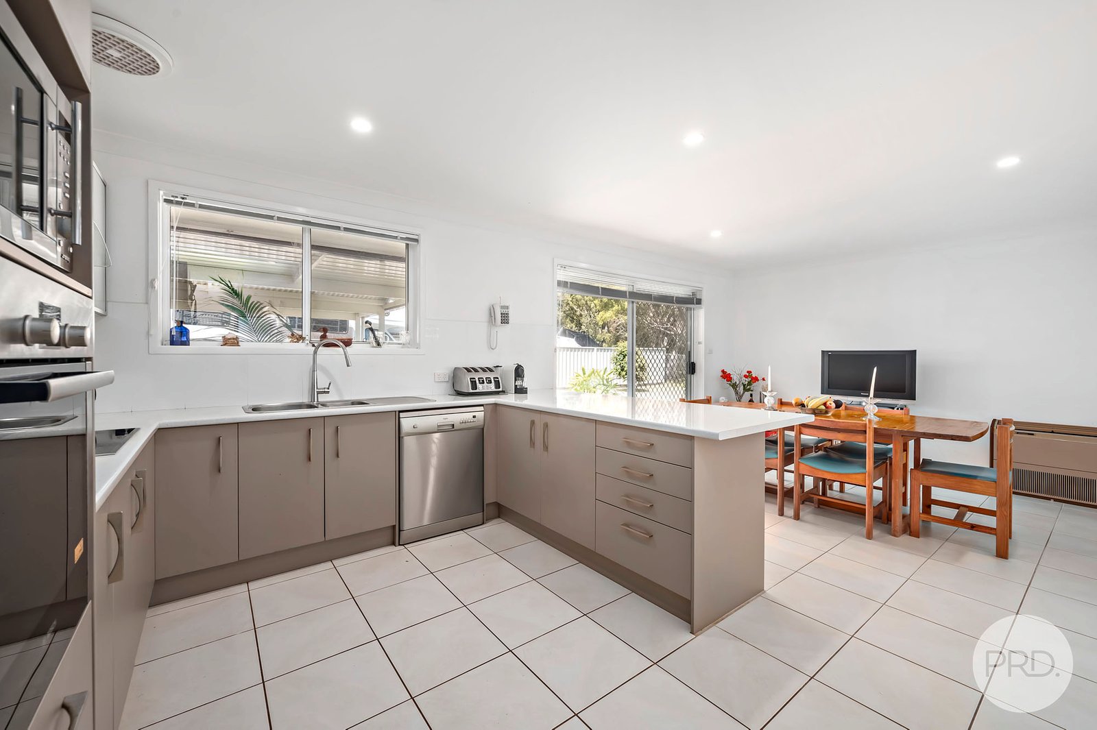 26 Government Road SHOAL BAY 7