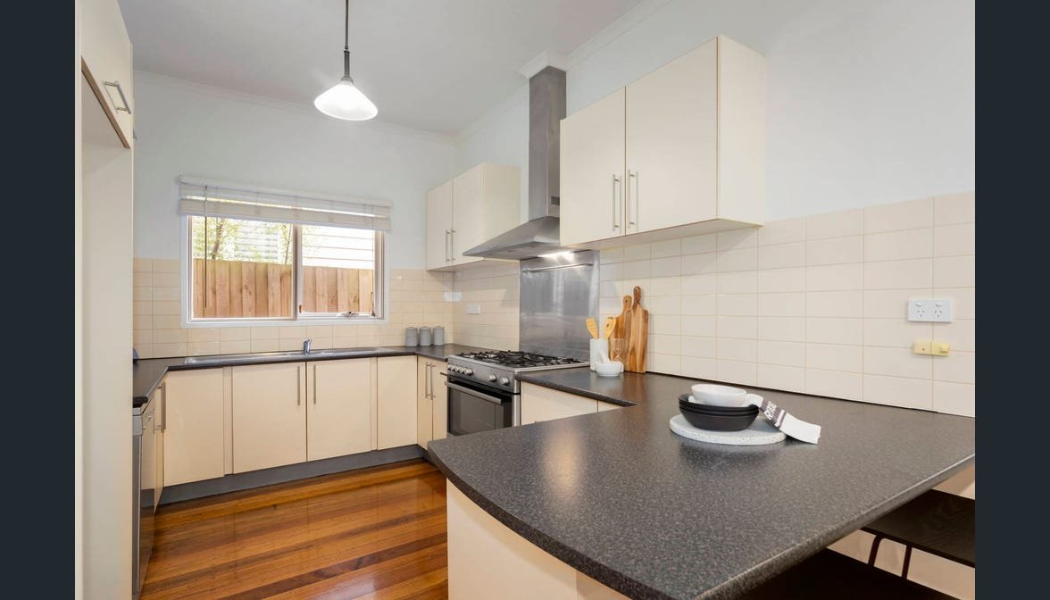 Gallery: 26 Grant Street
