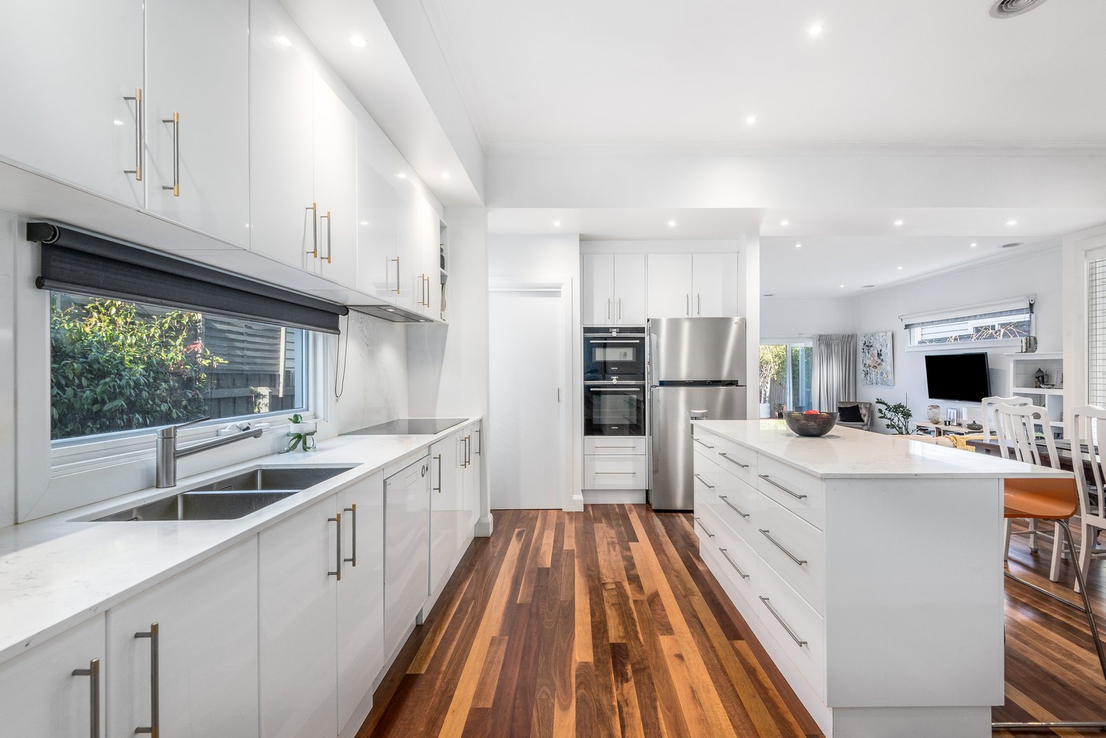 Gallery: 26 Grey Street