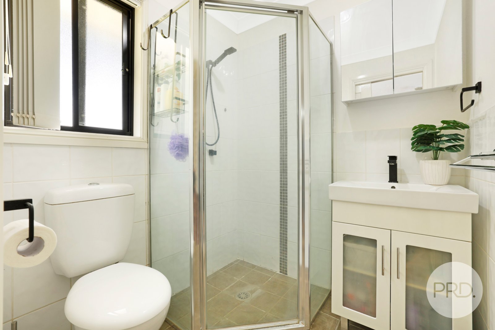 26 Gungurru Close TAMWORTH 11