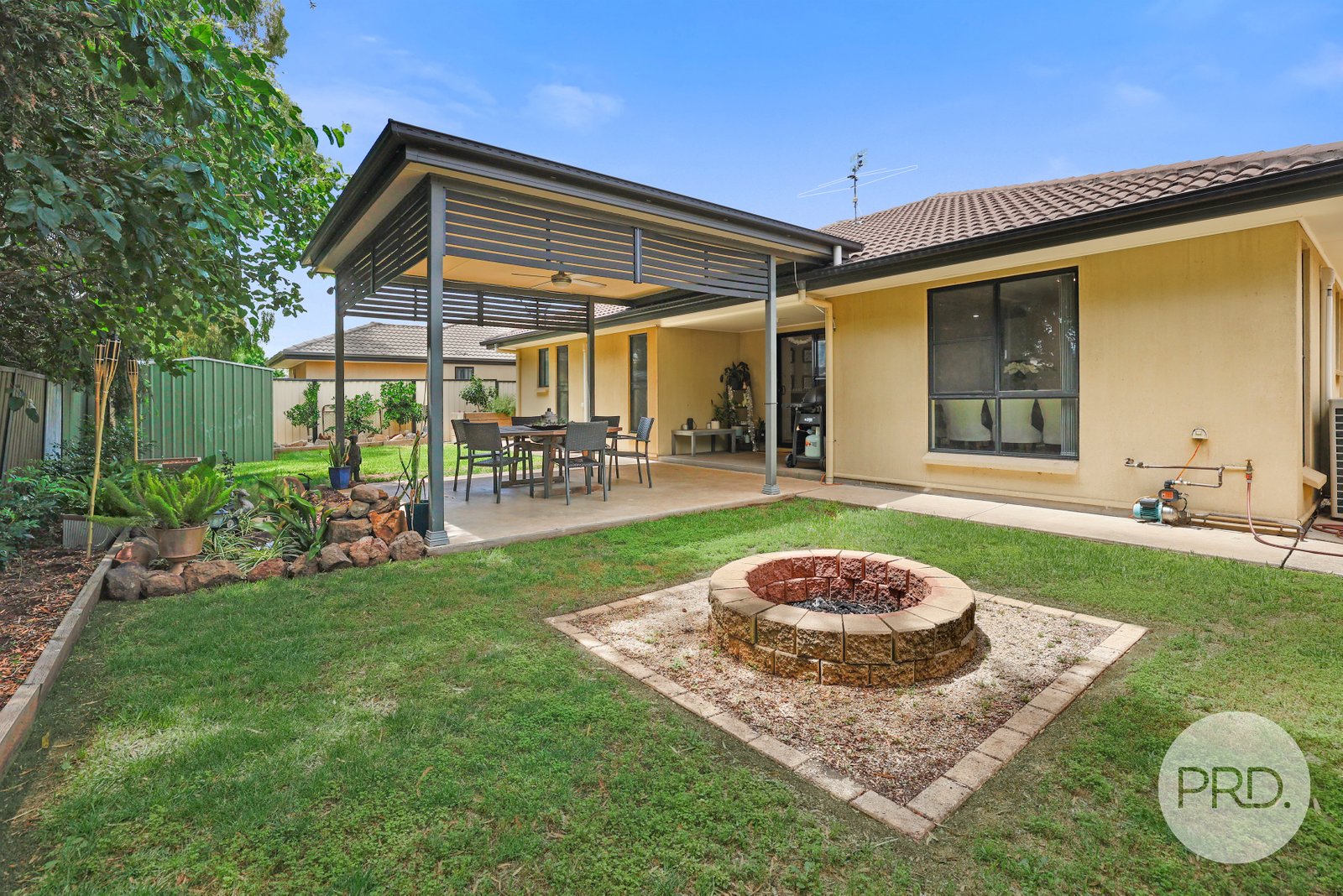 26 Gungurru Close TAMWORTH 19