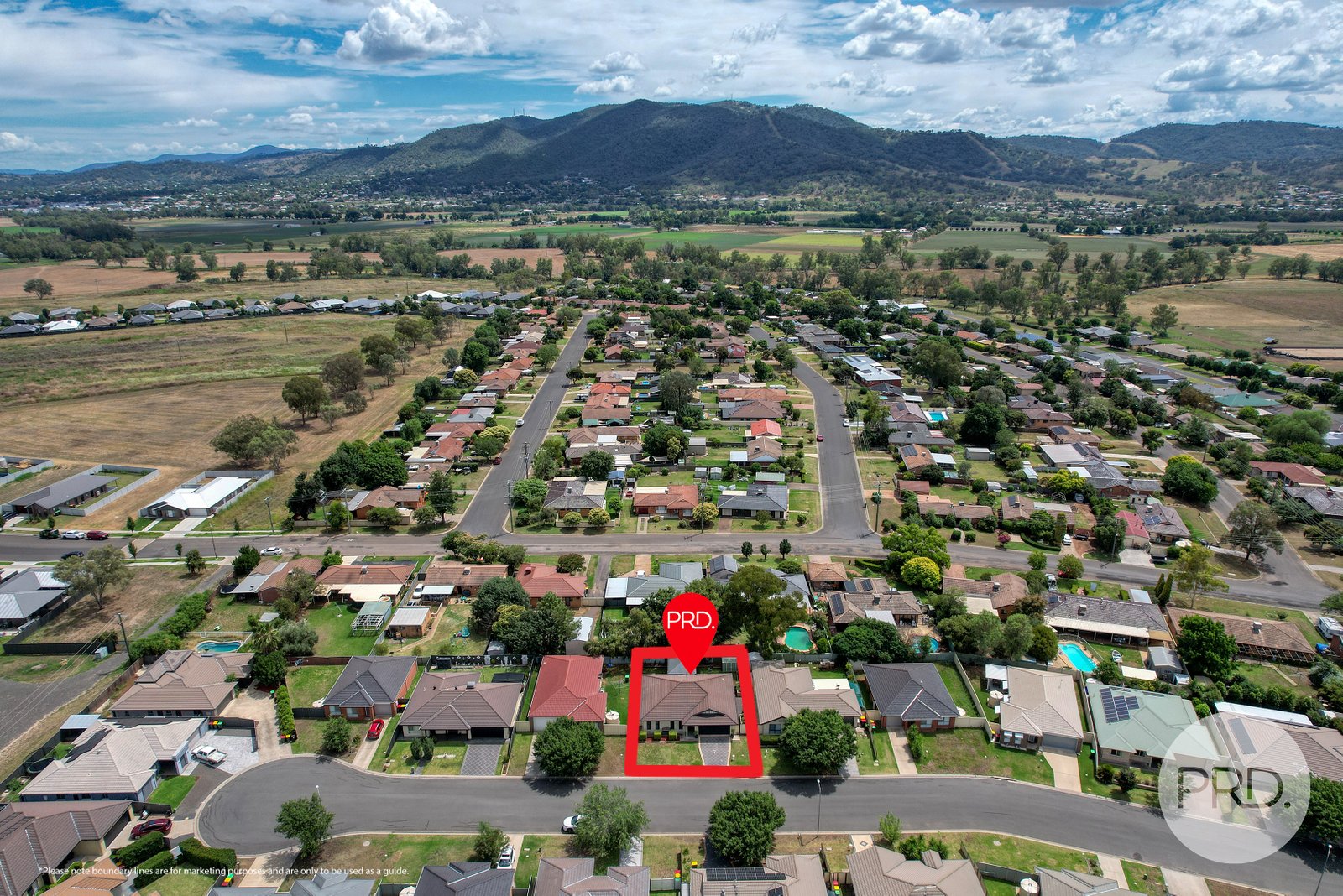 26 Gungurru Close TAMWORTH 23