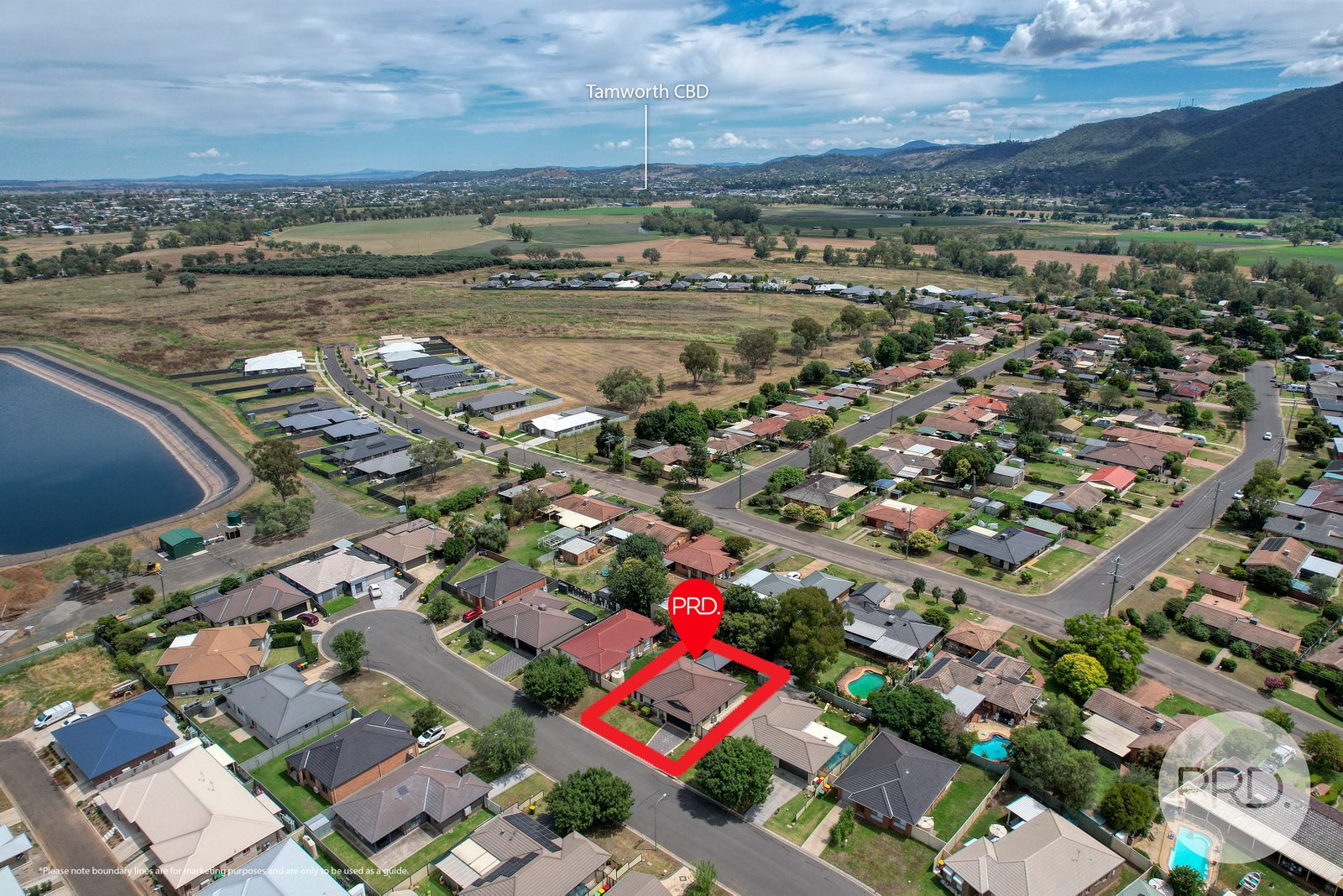 26 Gungurru Close TAMWORTH 24