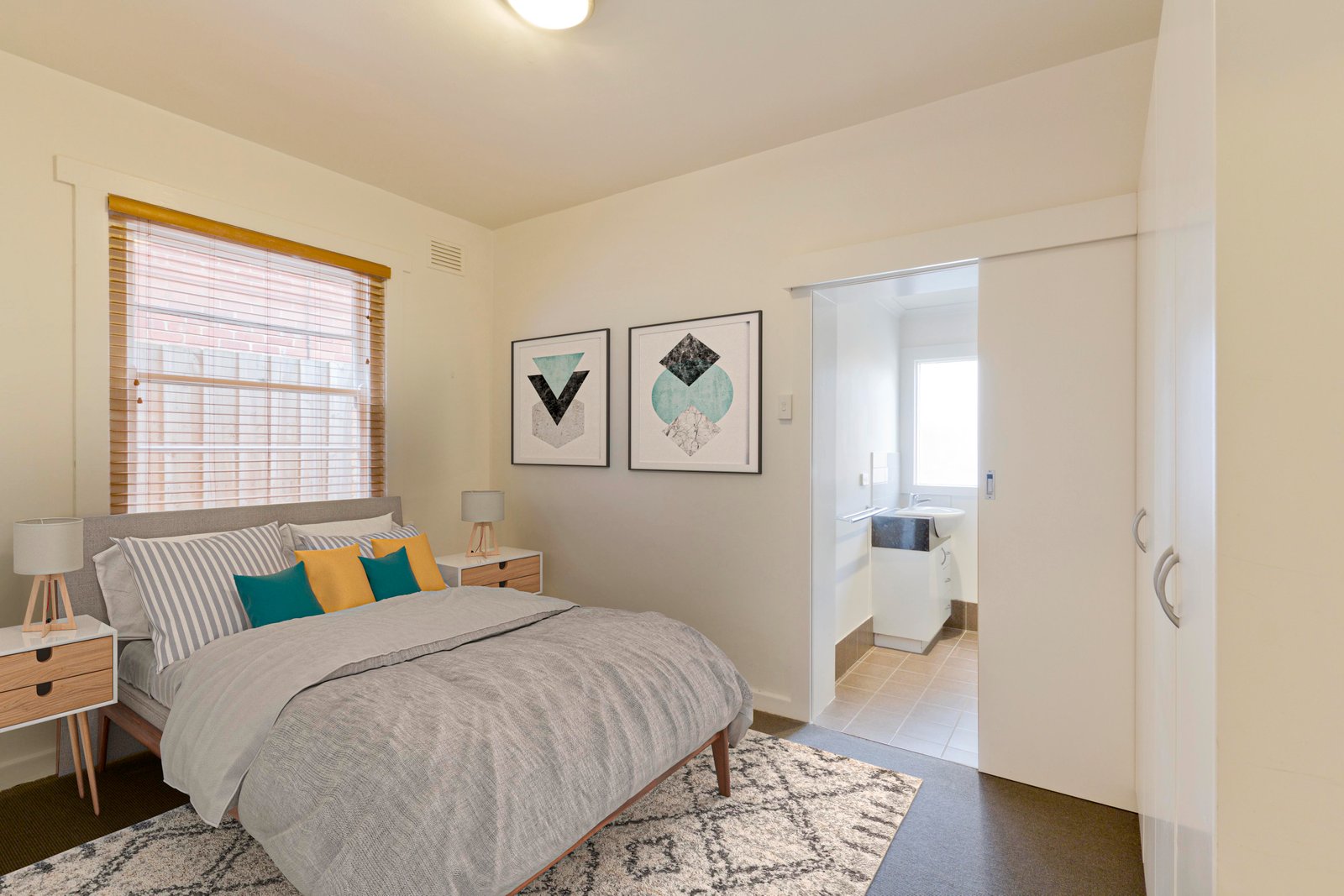 Real Estate and Property in 2/6 Hammerdale Avenue, St Kilda East, VIC