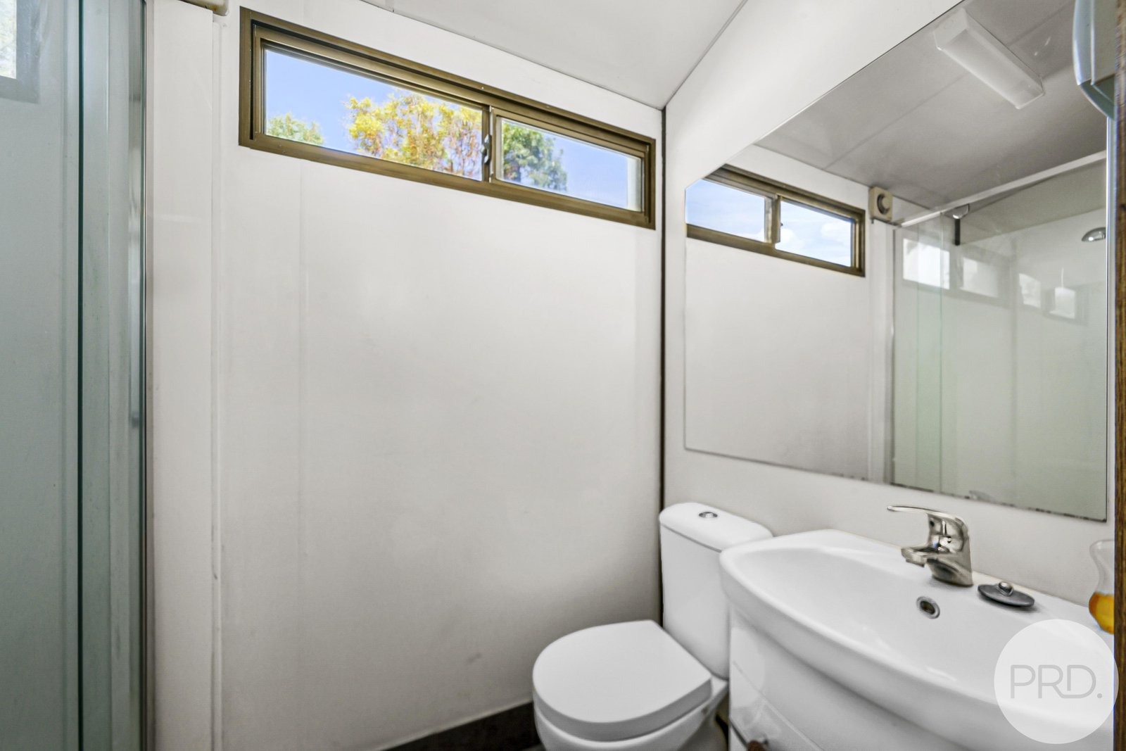 26 High Street DUNALLEY 9