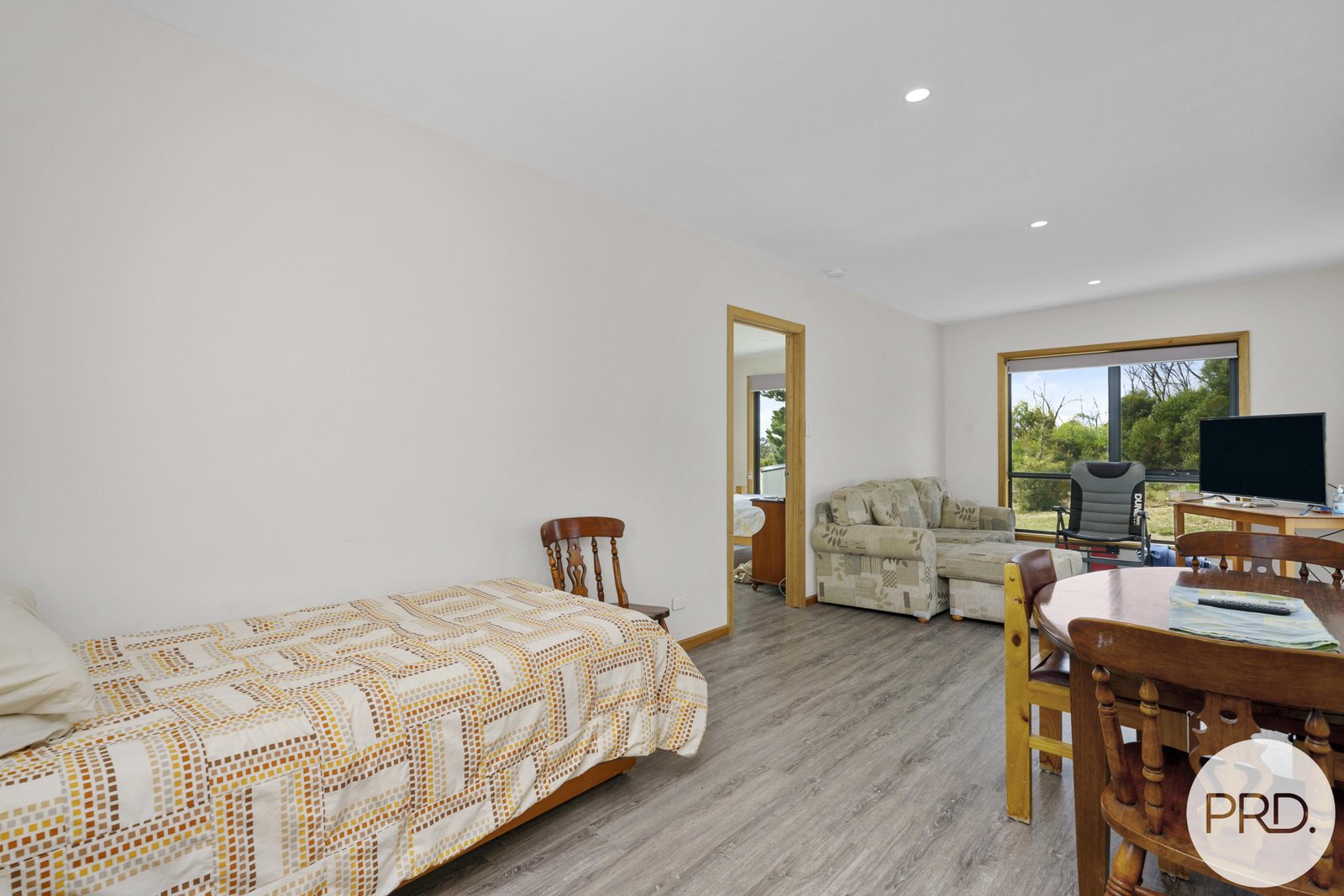 26 High Street DUNALLEY 10