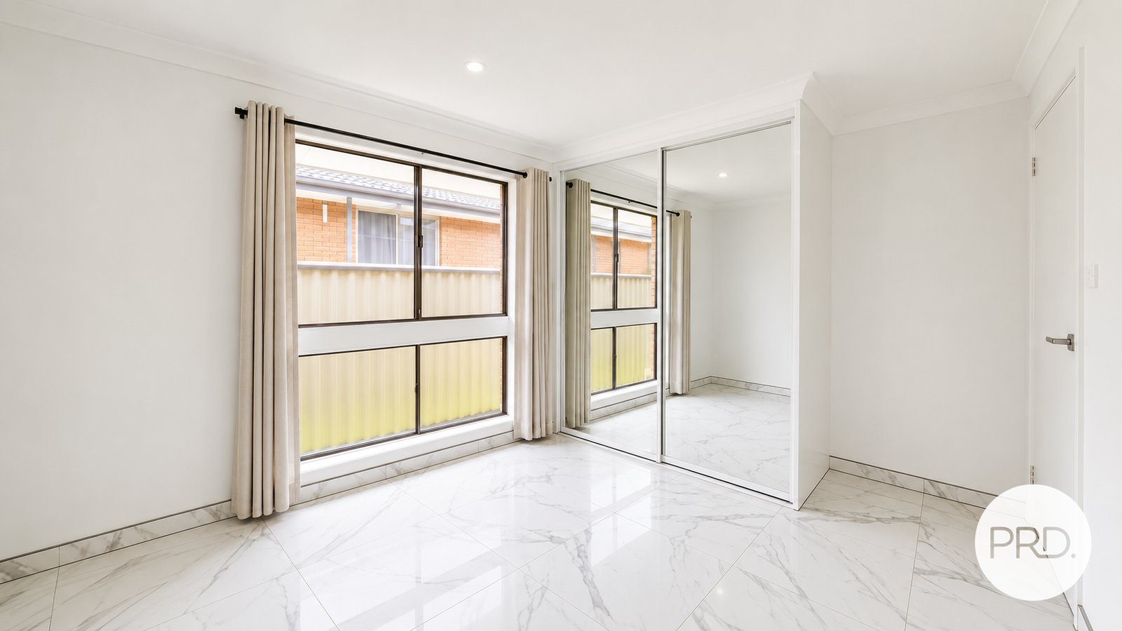 26 Hillview Parade LURNEA 5