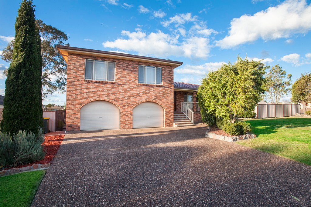 26 Holford Crescent THORNTON 1